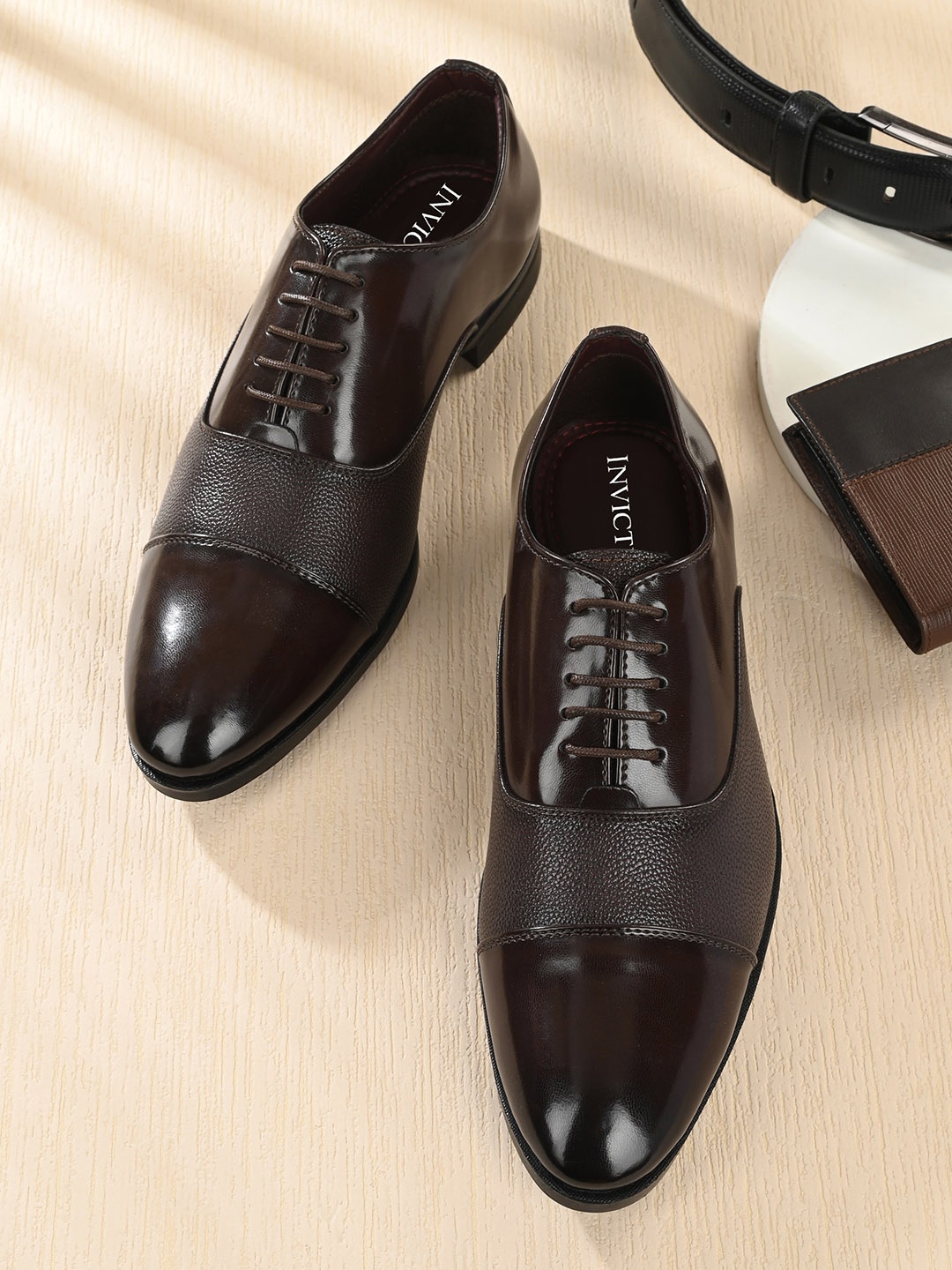 

INVICTUS Men Comfort-Fit Formal Derbys, Brown