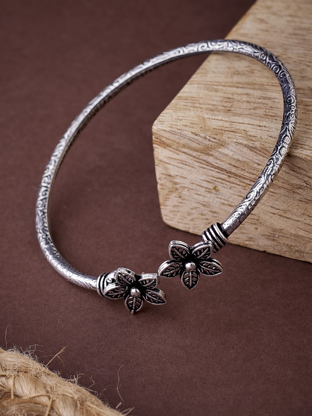 

ATIBELLE Sliver-Plated Oxidised Kada Bangle, Silver