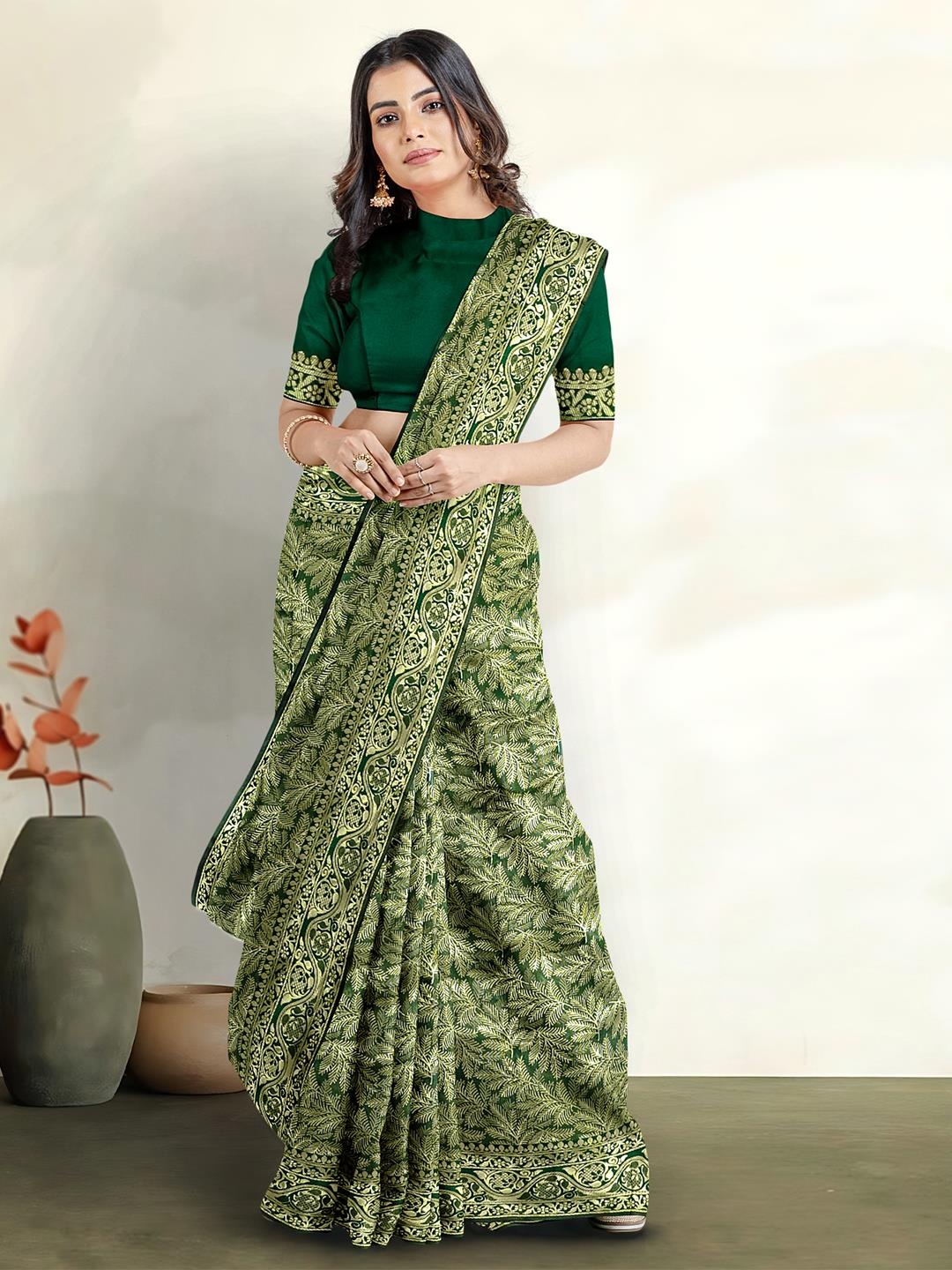

Kalamandir Woven Design Zari Saree, Green