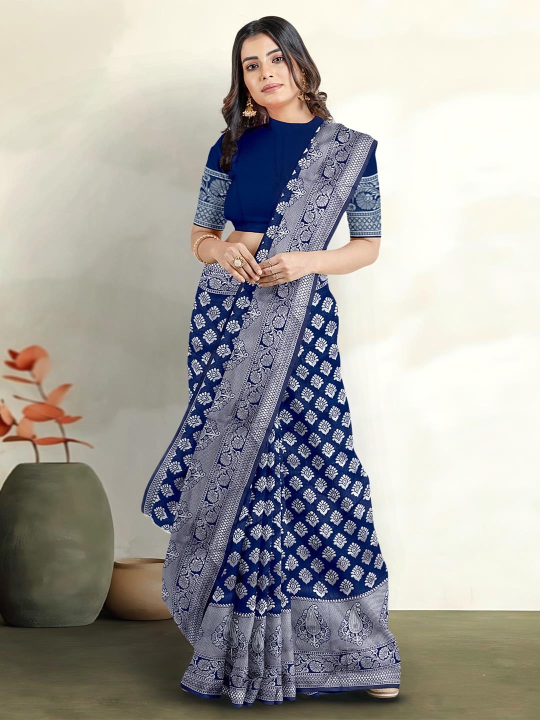 

Kalamandir Woven Design Zari Saree, Navy blue