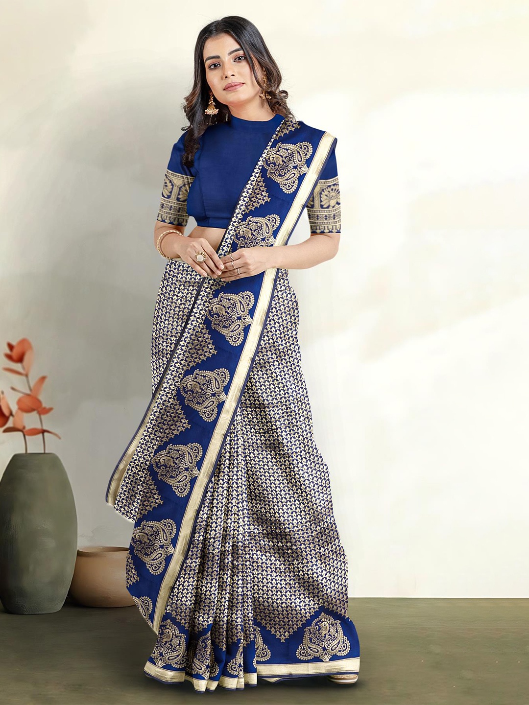 

Kalamandir Woven Design Zari Saree, Navy blue