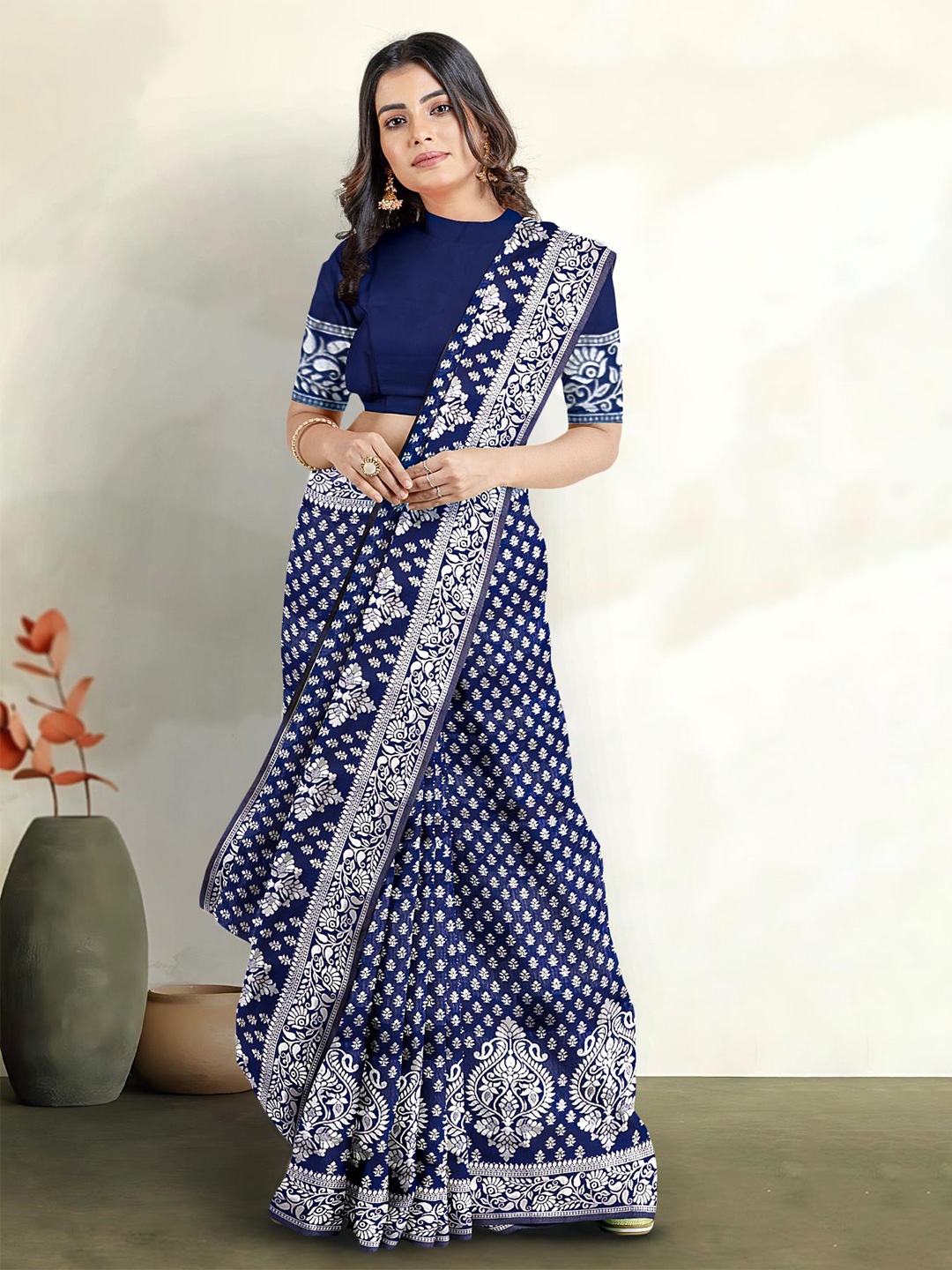 

Kalamandir Ethnic Motifs Woven Design Zari Border Saree, Navy blue