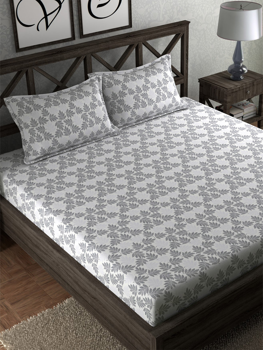 

CHHAVI INDIA Grey & White Floral 210 TC Flat Queen Bedsheet with 2 Pillow Covers
