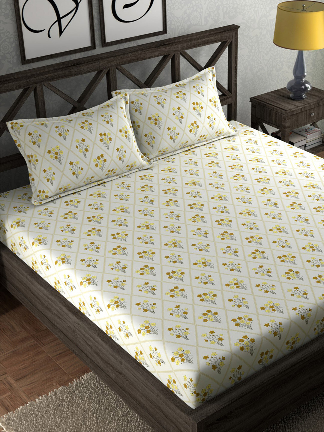 

CHHAVI INDIA Yellow & White Floral 210 TC Flat Queen Bedsheet with 2 Pillow Covers