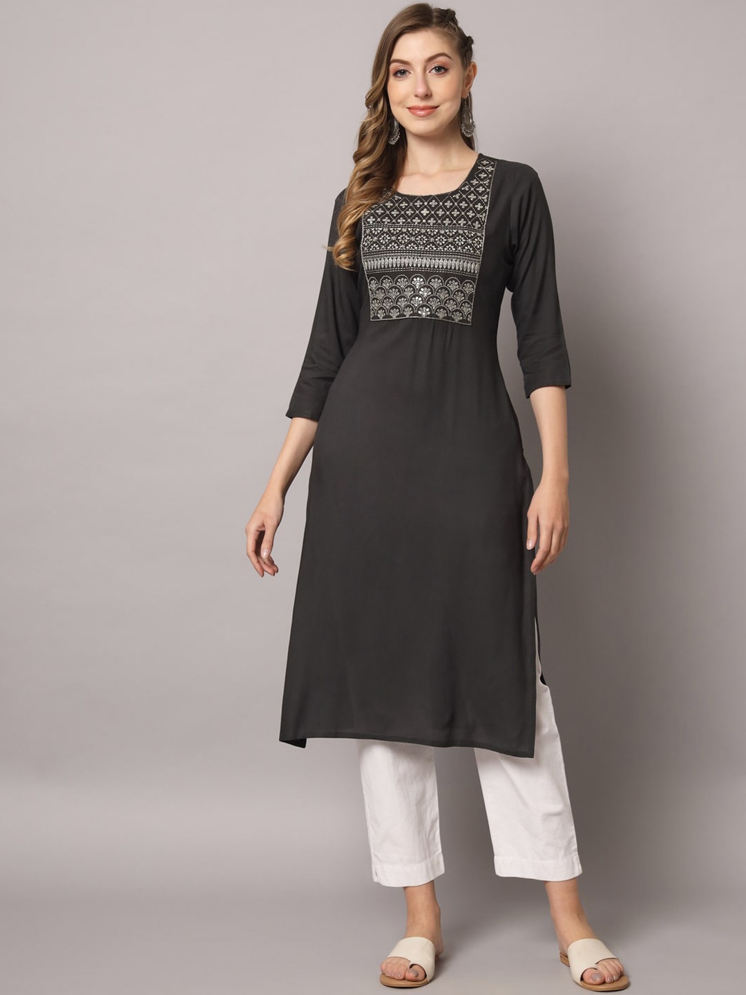 

PREKSHA Ethnic Motifs Yoke Design Kurta, Grey