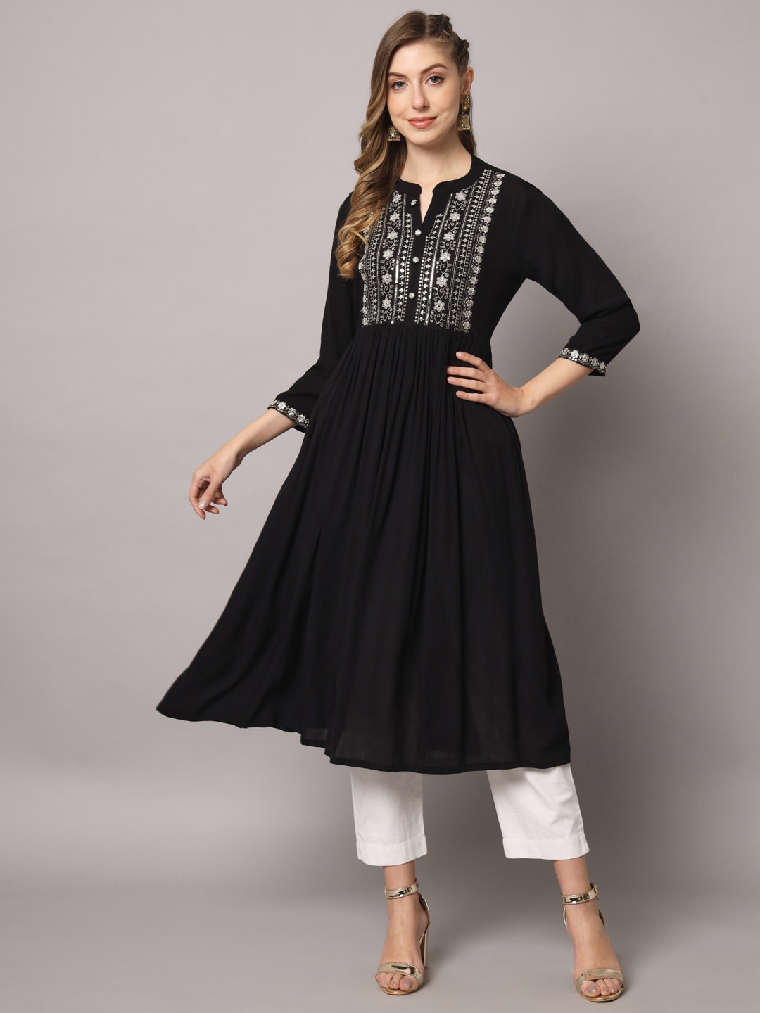 

PREKSHA Floral Embroidered Floral Kurta, Black