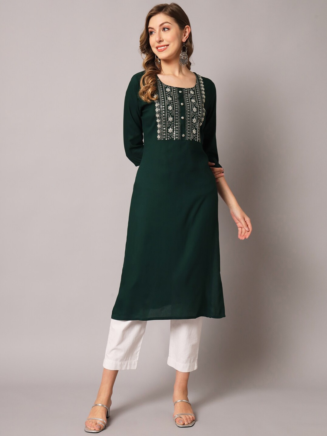 

PREKSHA Women Yoke Design Round Neck Thread Work Kurta, Green