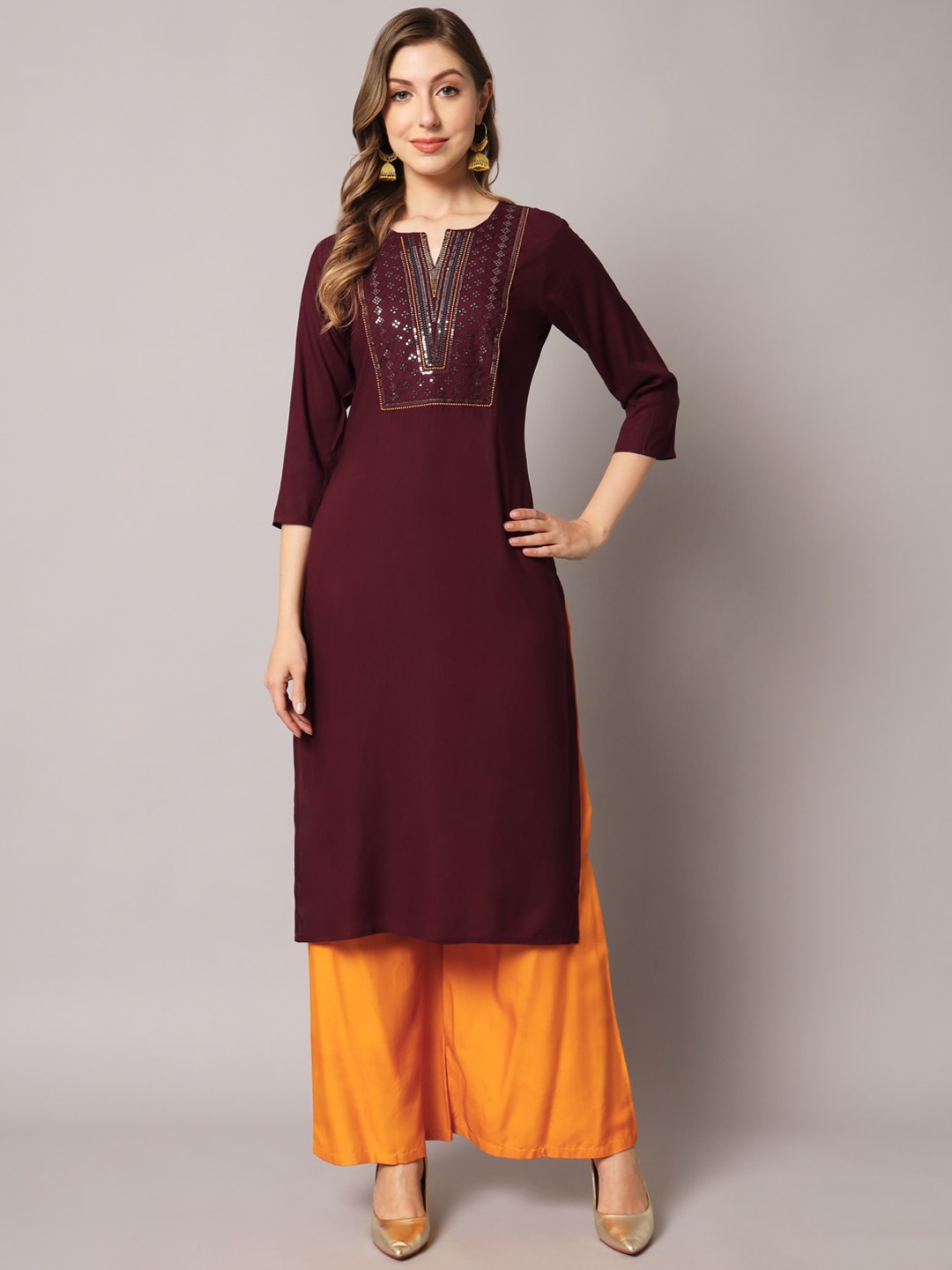 

PREKSHA Women Embroidered Notch Neck Thread Work Kurta, Magenta