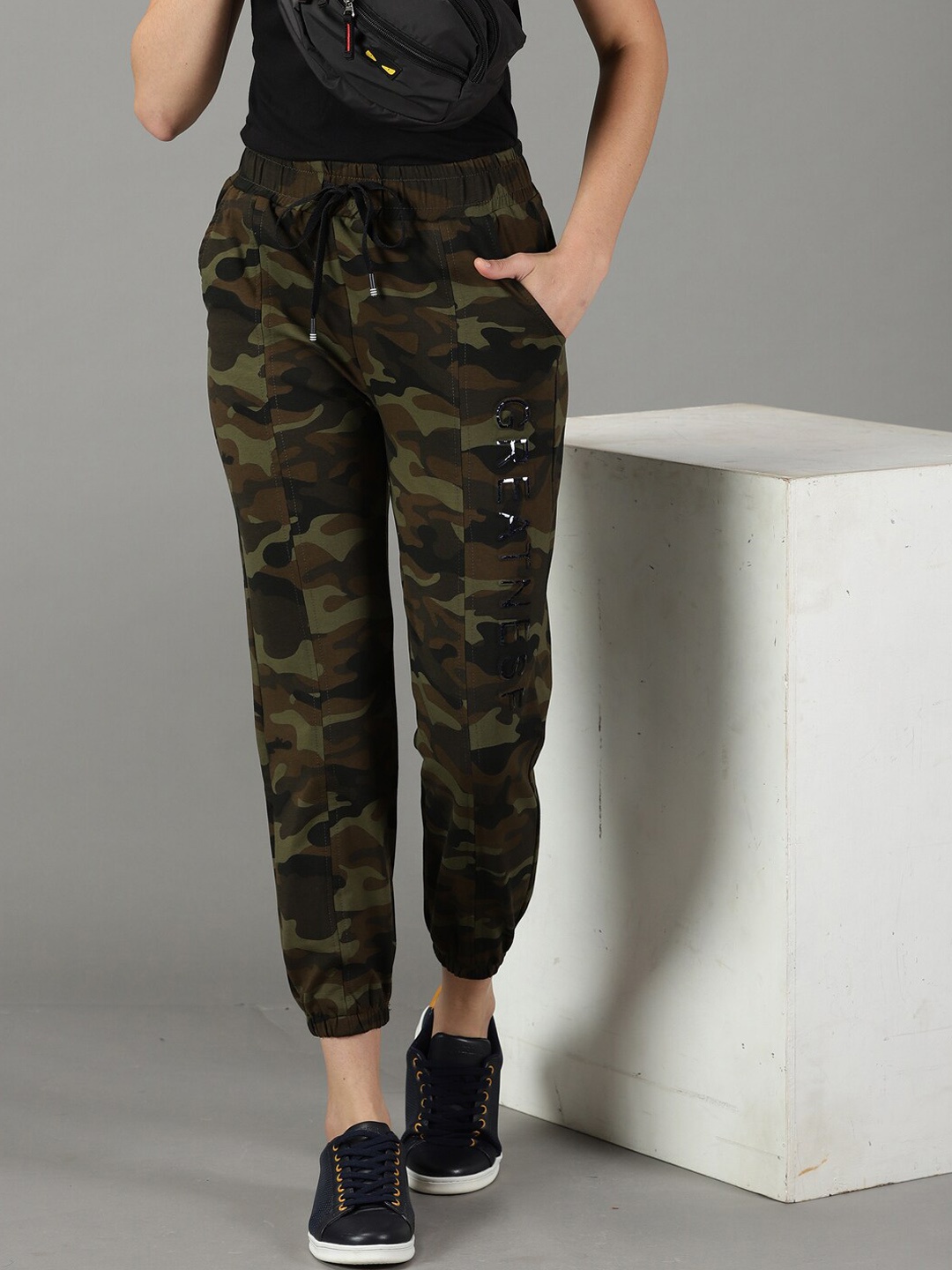

SHOWOFF Women Camouflage Printed Joggers, Olive