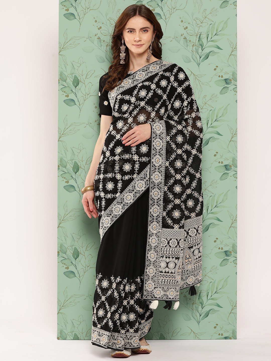 

Shaily Floral Chikankari Pure Georgette Saree, Black
