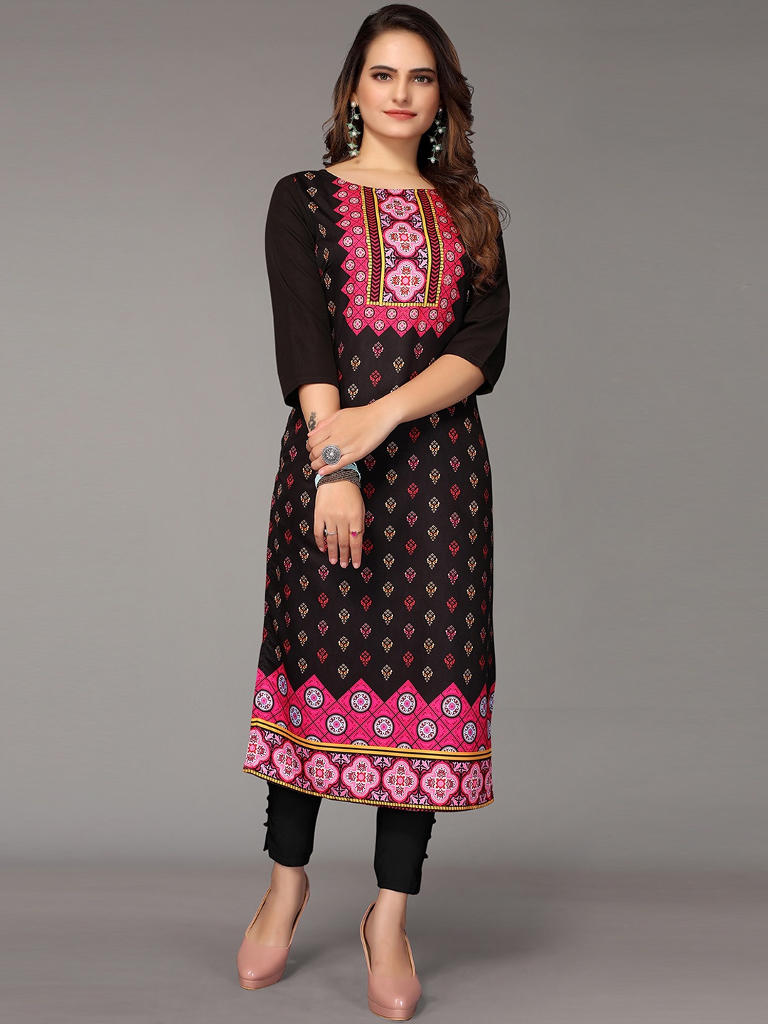 

Nimayaa Women Ethnic Motifs Printed Straight Kurta, Black