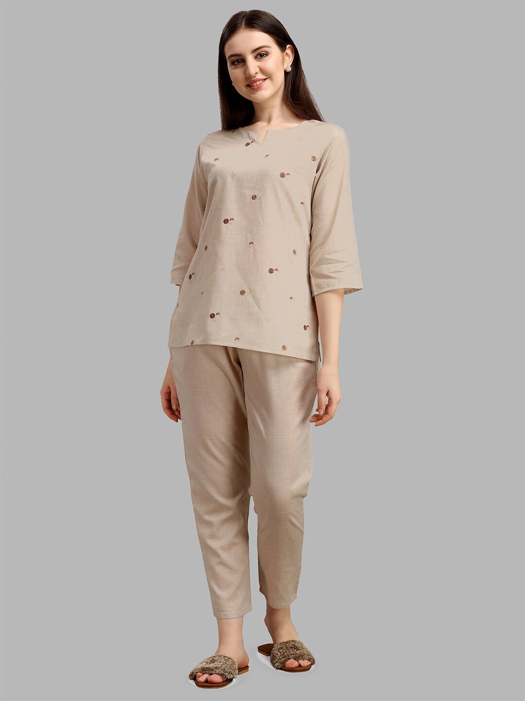 

NH KAPDEWALA Women 2 Pieces Printed Pure Cotton Night Suit, Cream