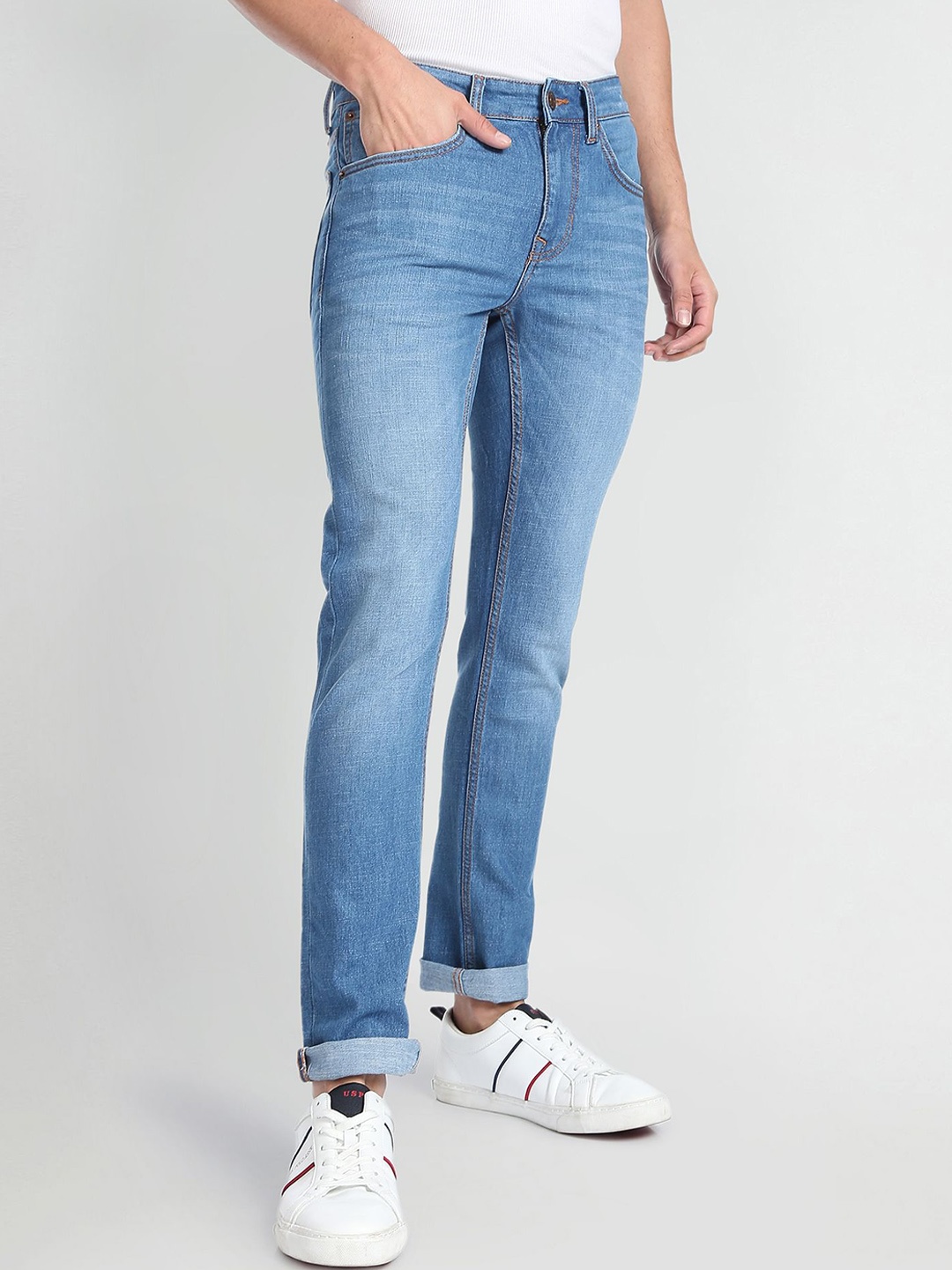 

U.S. Polo Assn. Denim Co. Men Low-Rise Slim Fit Light Fade Jeans, Blue
