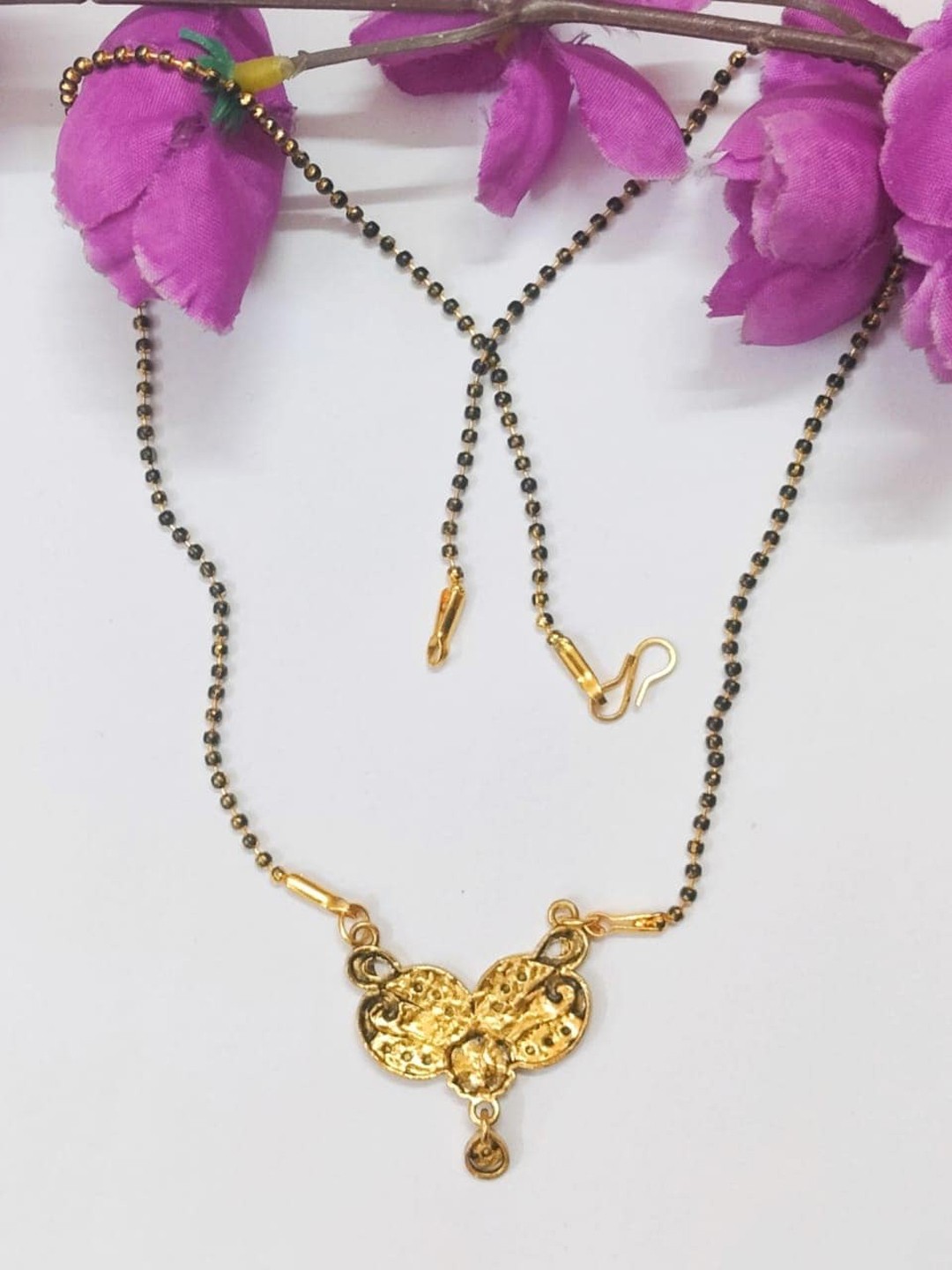 

MORKANTH JEWELLERY Gold-Plated Beaded Mangalsutra