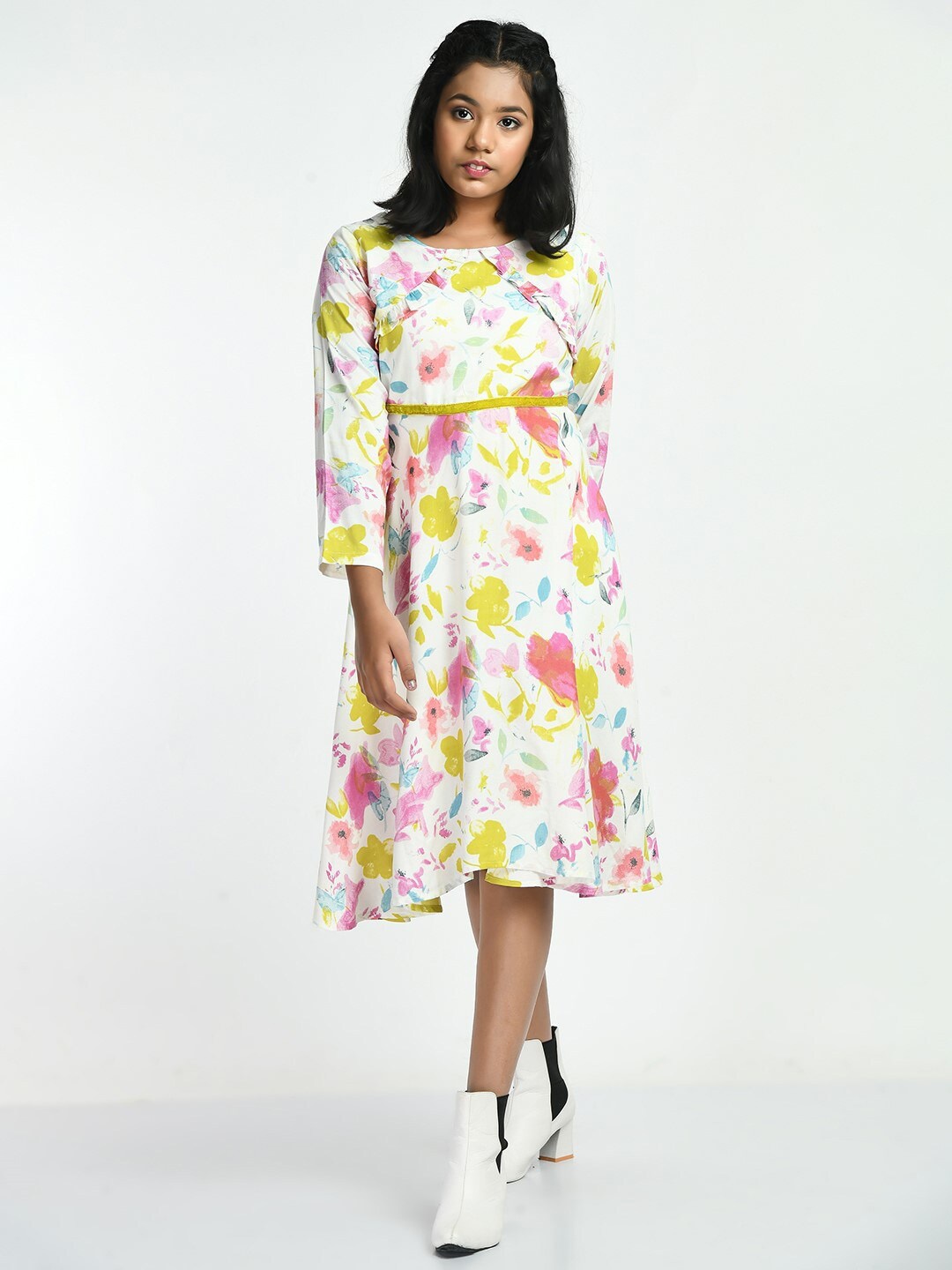 

Bella Moda Girls Floral Printed Ruffled Pure Cotton Empire Dress, White