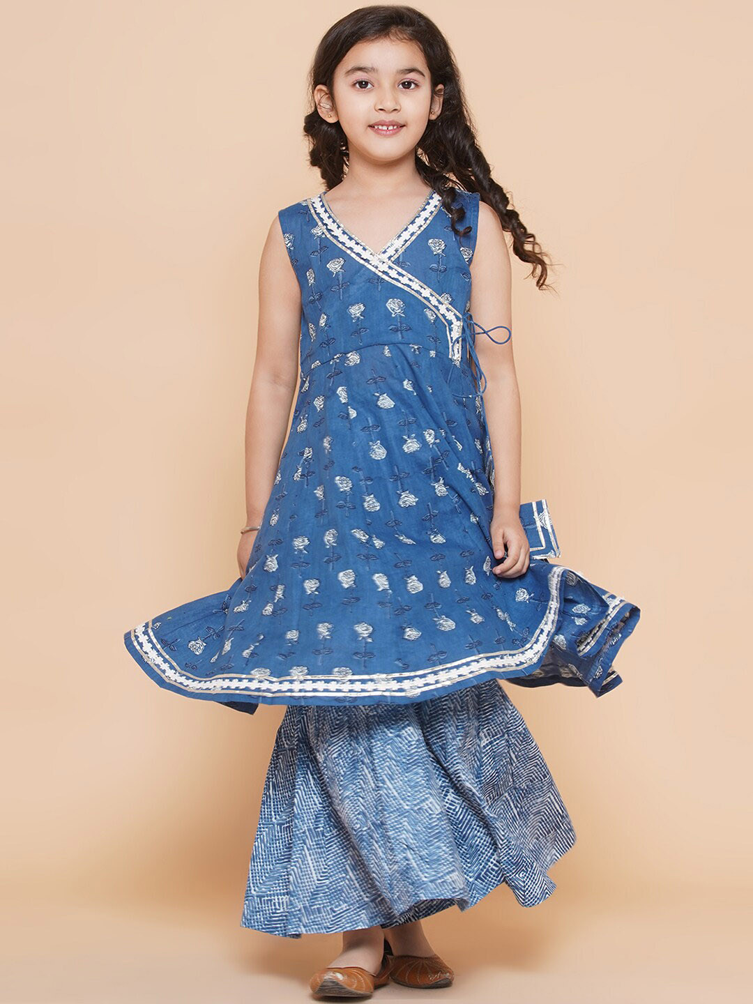 

Bitiya by Bhama Girls Floral Printed Angrakha Pure Cotton Kurta with Sharara, Blue