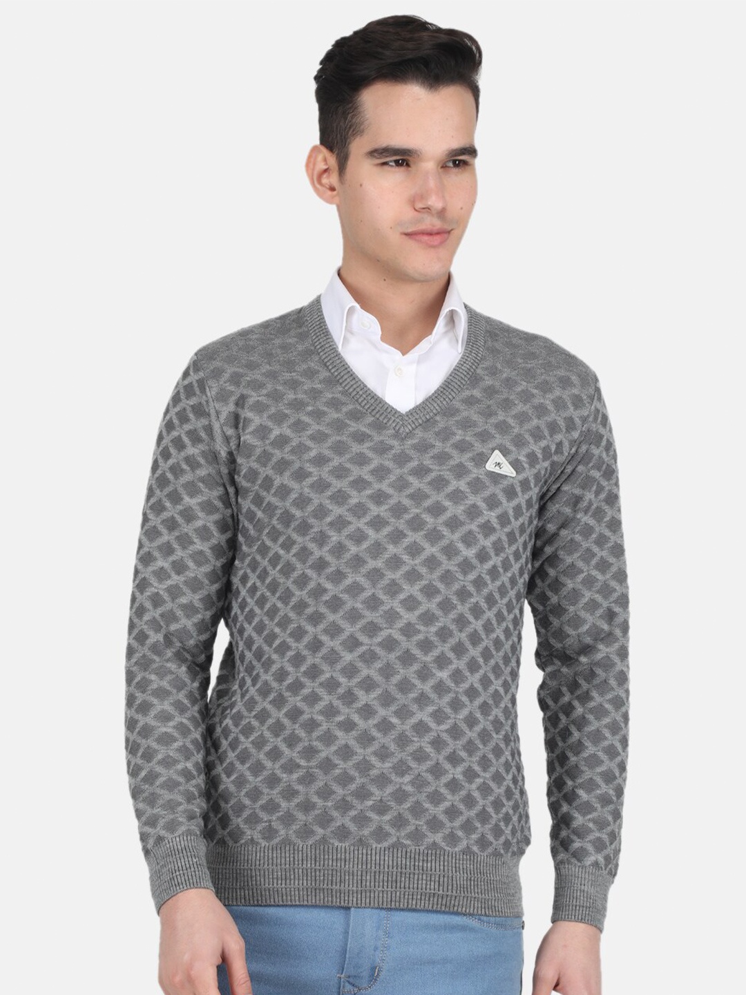 

Monte Carlo Checked Pullover Self Design Ribbed Sweaters, Grey