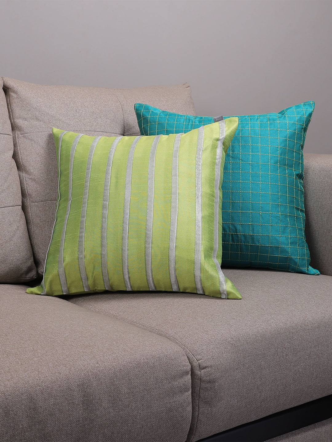 

HomeTown Fiesta Green & Blue 2 Pieces Striped Square Cushion Covers