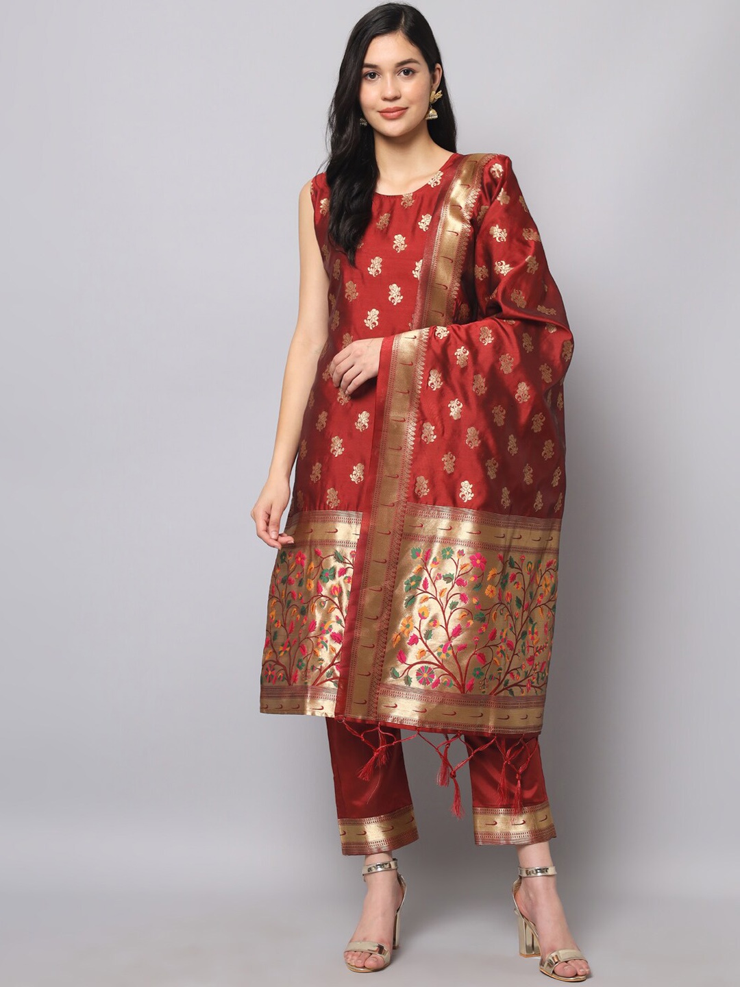 

VredeVogel Floral Kurta with Trousers & With Dupatta, Maroon