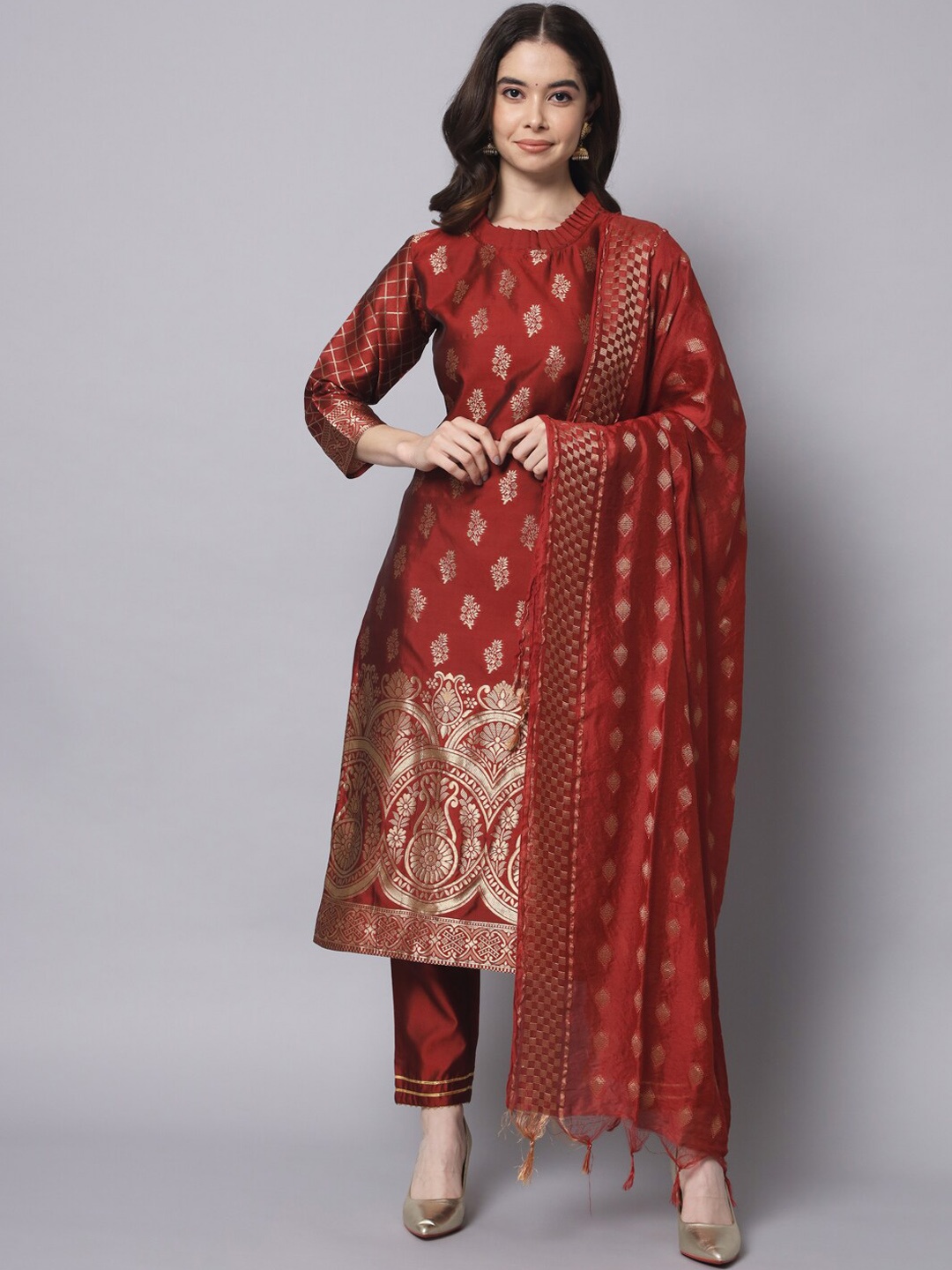 

VredeVogel Women Ethnic Motifs Printed Kurta With Trousers & Dupatta, Maroon