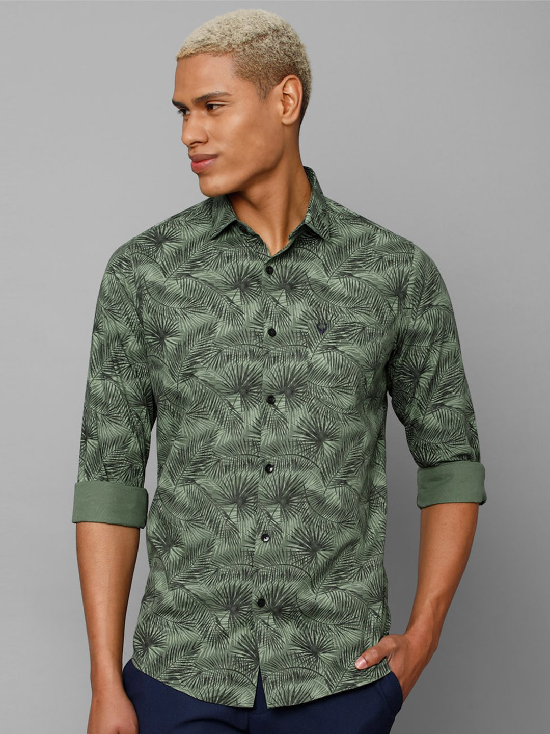 

Allen Solly Men Slim Fit Printed Casual Pure Cotton Shirt, Green