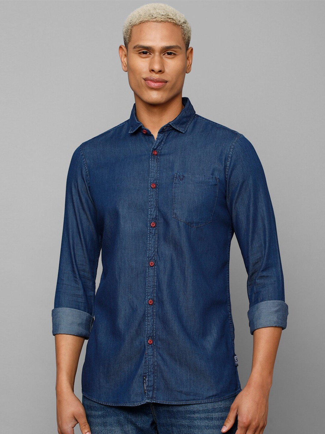 

Allen Solly Sport Men Casual Pure Cotton Shirt, Navy blue