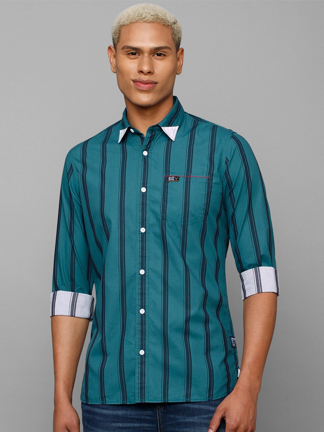

Allen Solly Sport Men Striped Casual Cotton Shirt, Blue