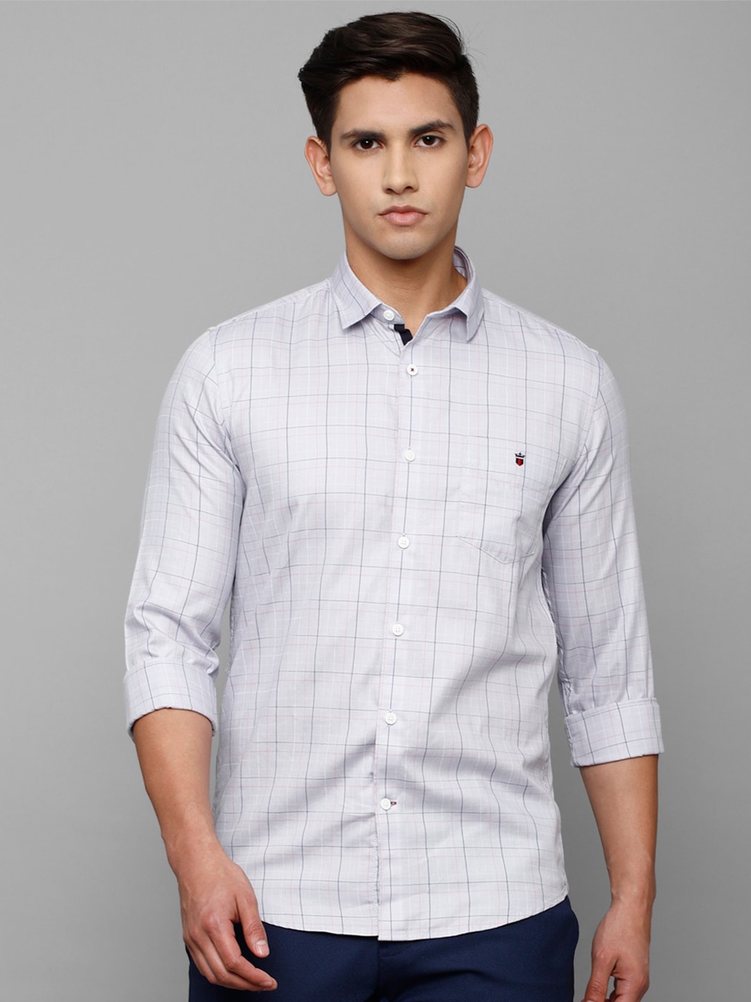 

Louis Philippe Sport Men Slim Fit Windowpane Checks Pure Cotton Casual Shirt, Grey