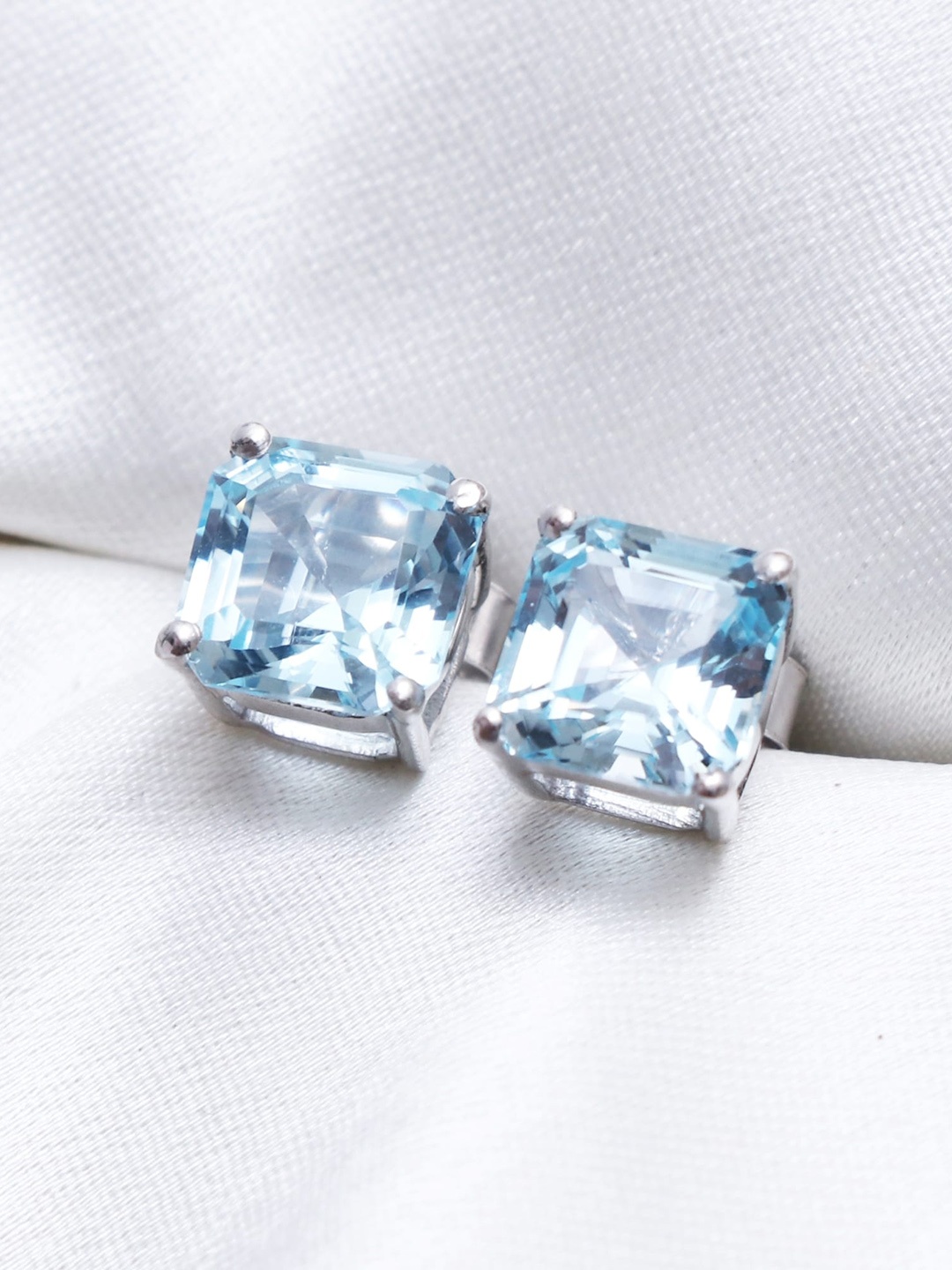 

HIFLYER JEWELS Silver Plated Square Topaz Studded Studs Earrings, Blue