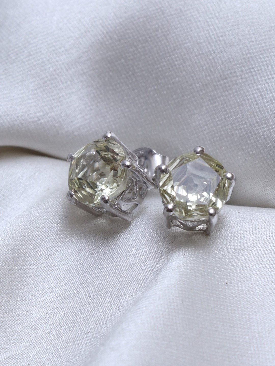 

HIFLYER JEWELS Silver Plated Studs Earrings, Lime green