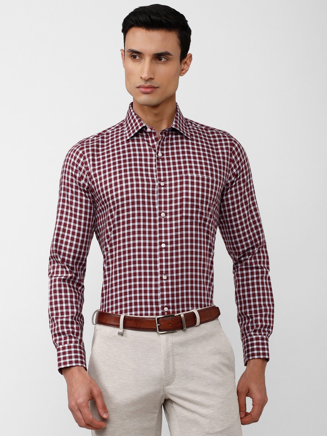 

Van Heusen Men Slim Fit Gingham Checks Checked Formal Pure Cotton Shirt, Maroon