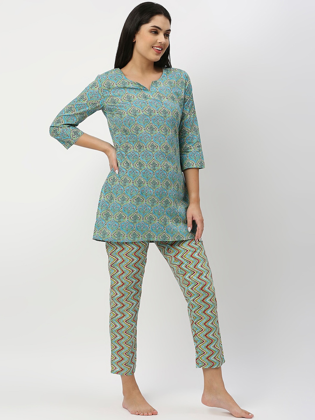 

ZRI Women 2 Pieces Printed Pure Cotton Night Suit, White