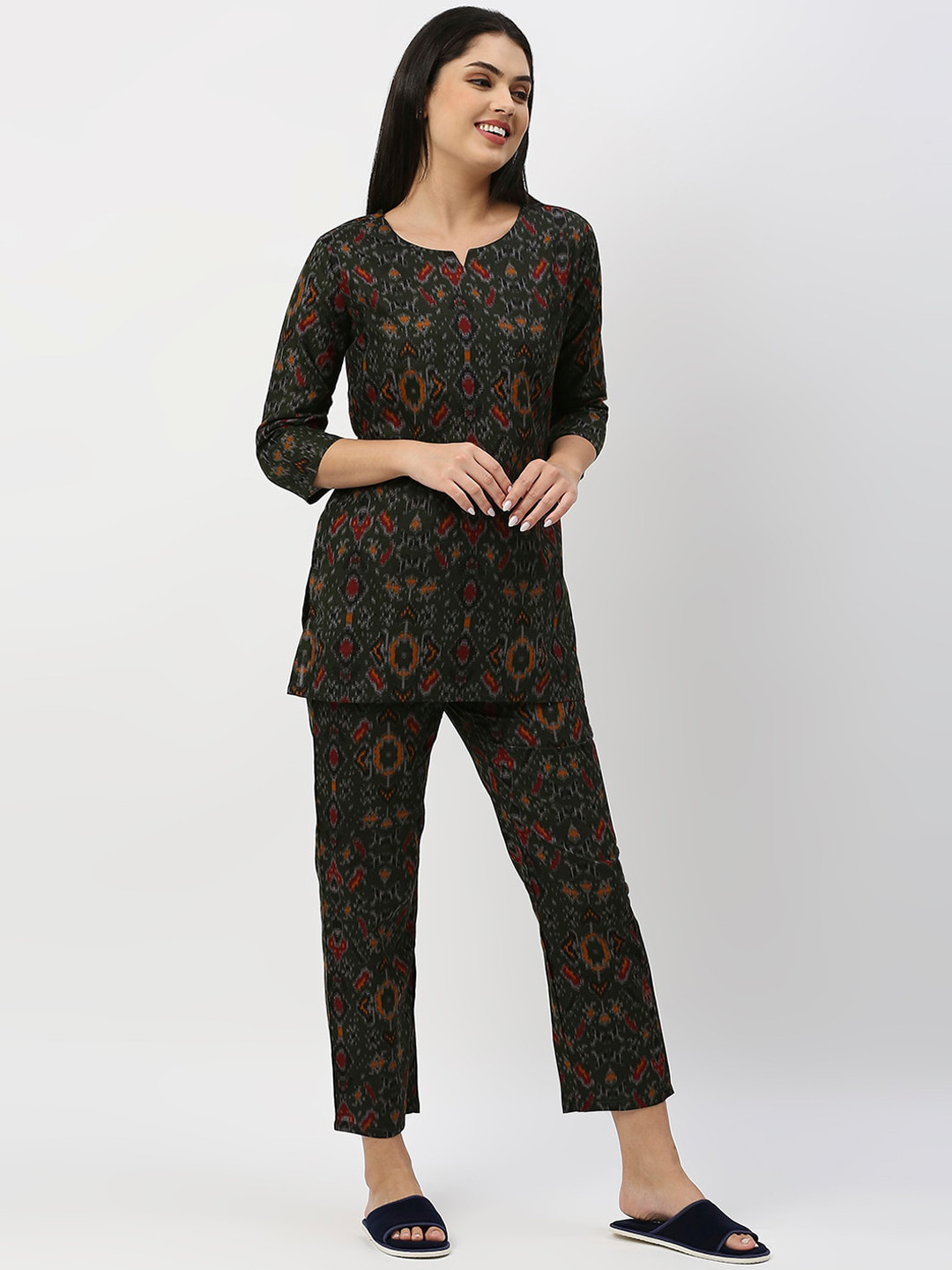 

ZRI Women 2 Pieces Printed Pure Cotton Night Suit, Green