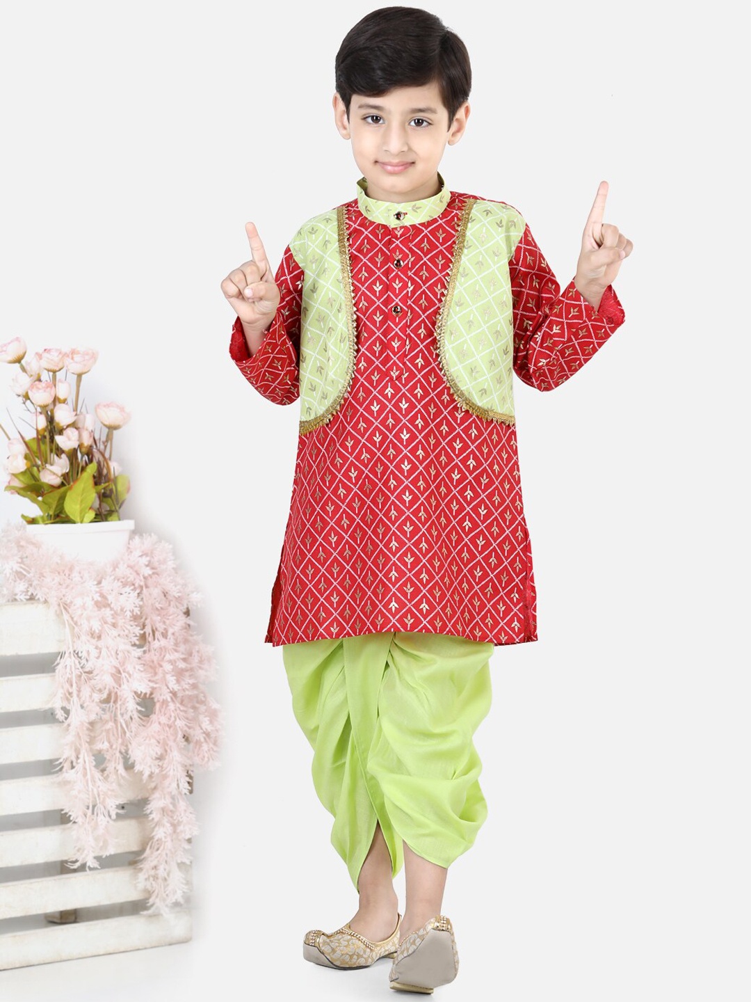 

BownBee Boys Ethnic Motifs Printed Pure Cotton Kurta with Dhoti Pants, Maroon