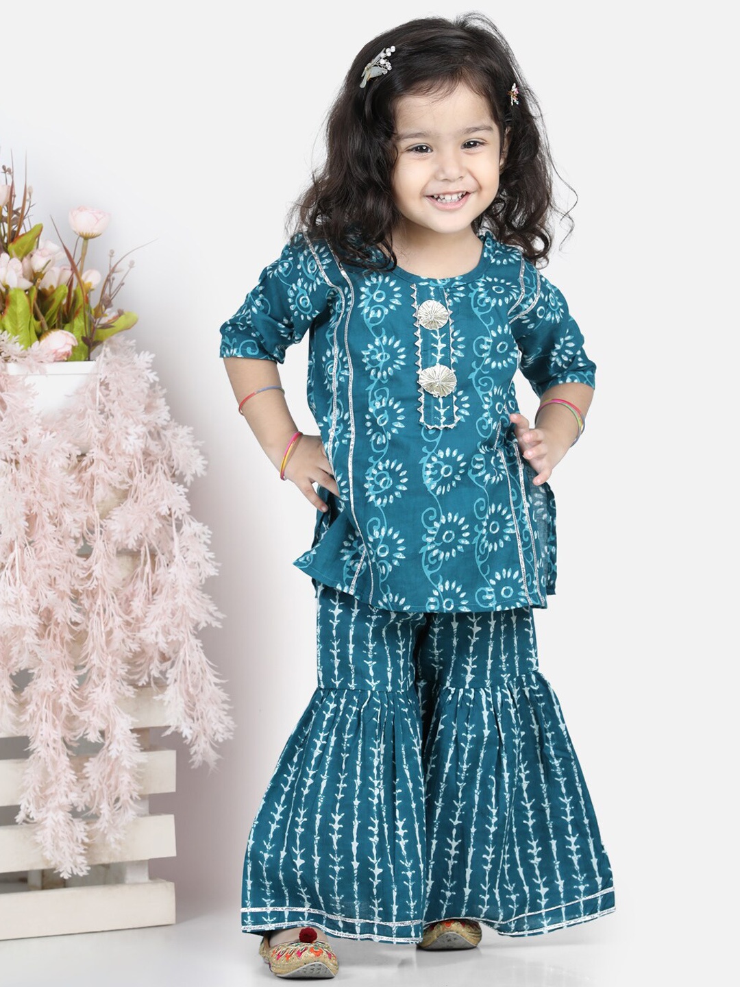 

BownBee Girls Ethnic Motifs Printed Gotta Patti Pure Cotton Kurti with Sharara, Blue