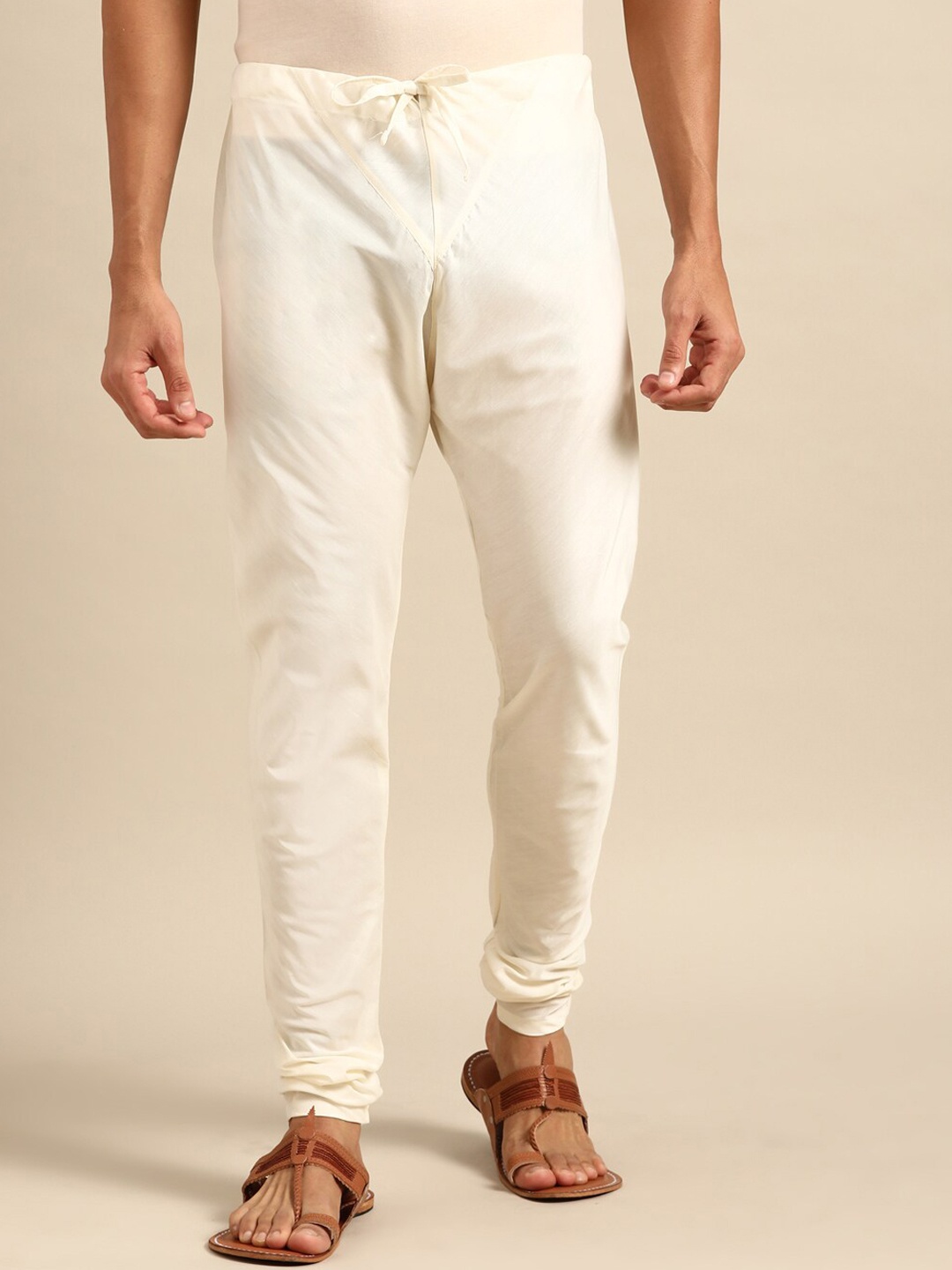 

Amodh by Kisah Men Straight-Fit Churidar, Off white