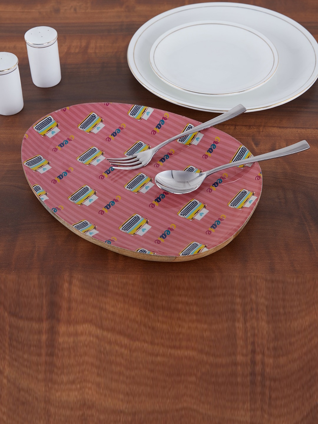 

HomeTown Milan Red & Green Printed Wooden Oval Large Serving Platter