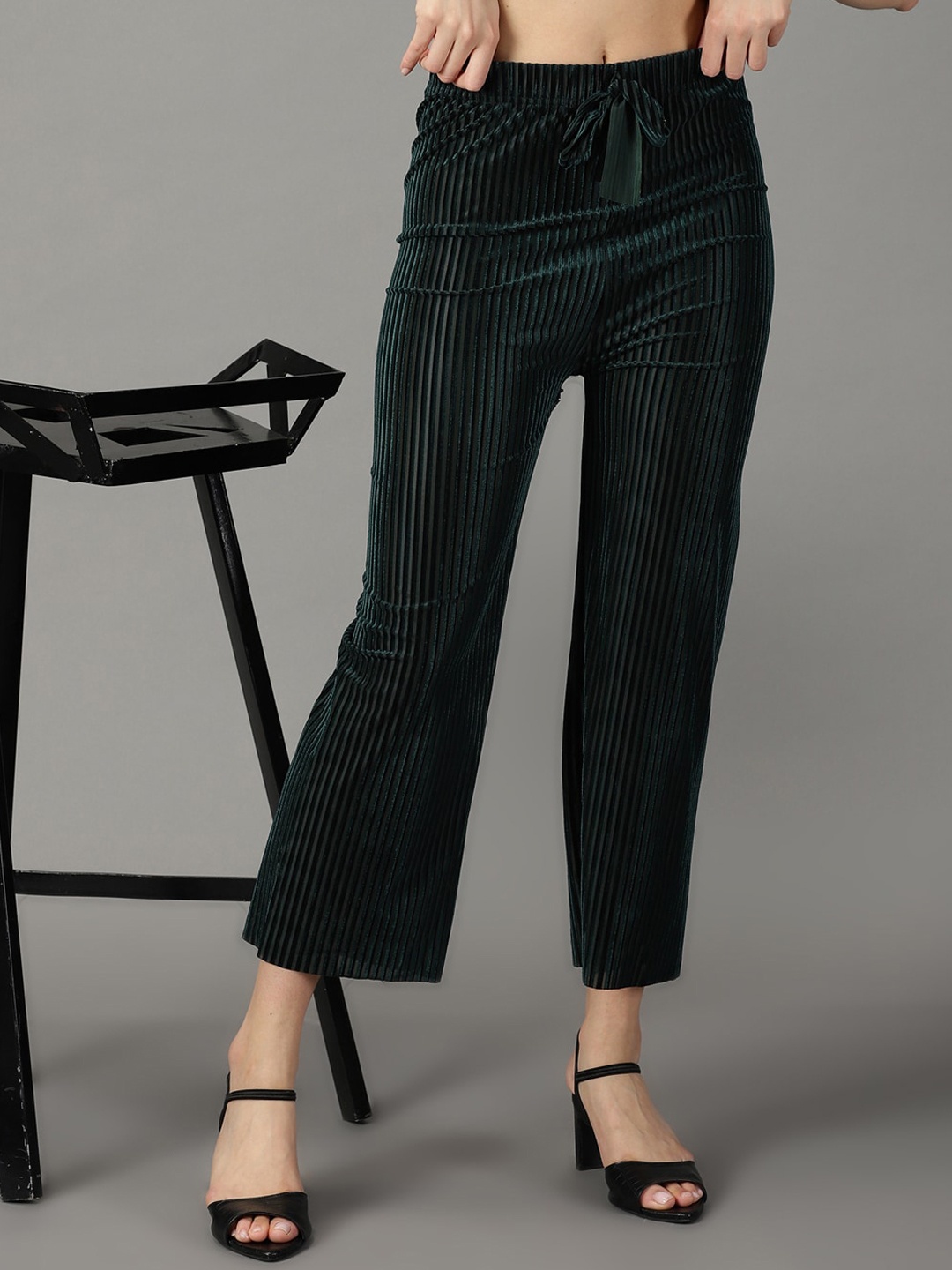 

SHOWOFF Women Green Striped Relaxed Straight Fit Trousers