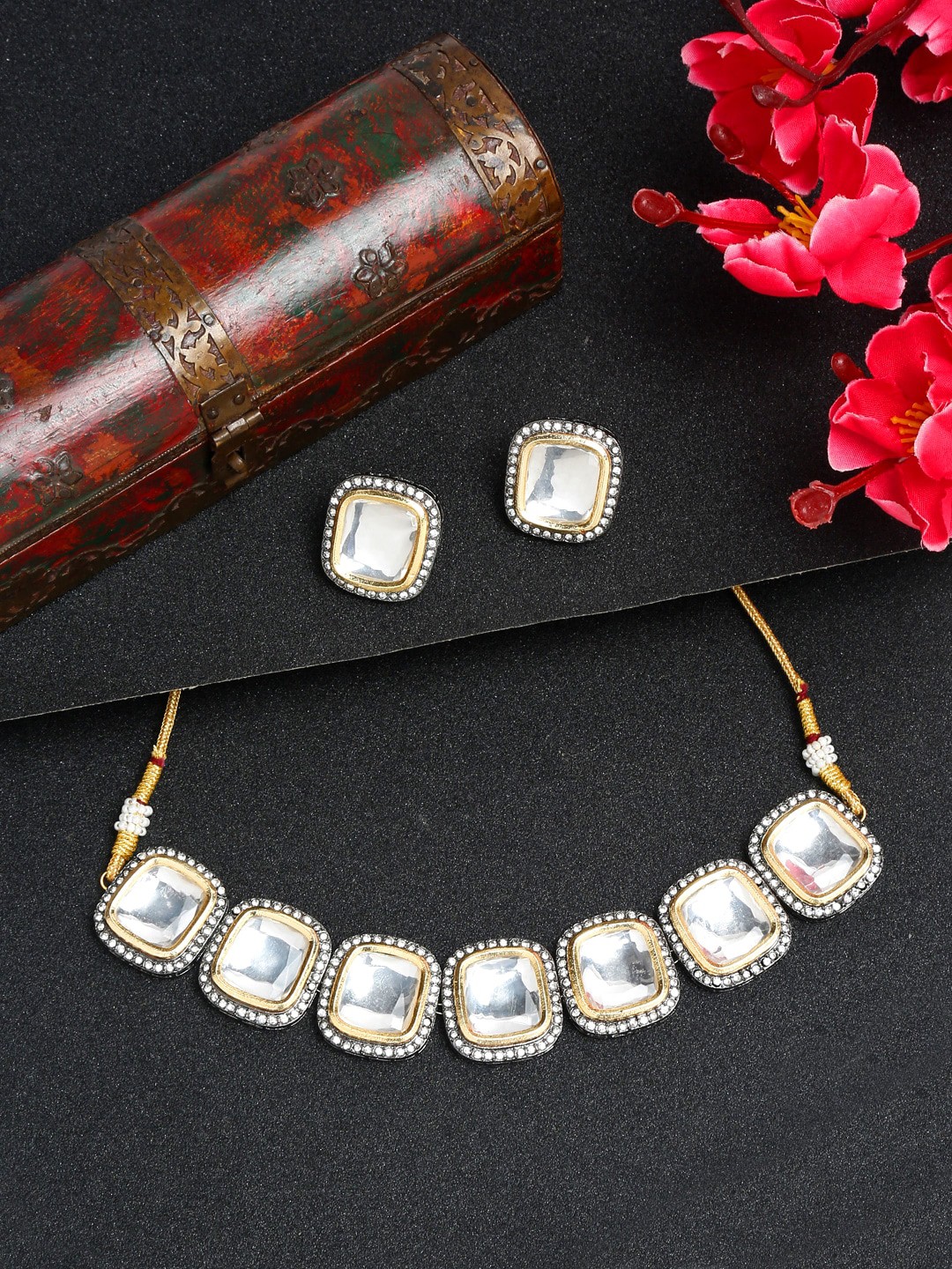

YouBella Stone-Studded Jewellery Set, White