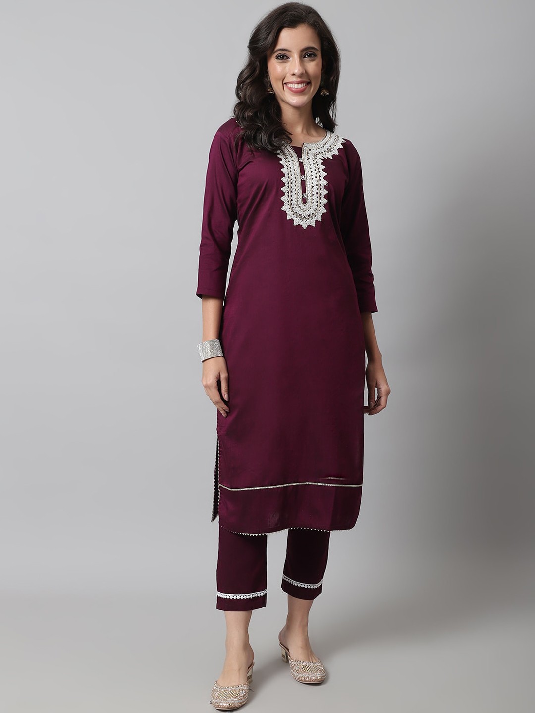 

VredeVogel Floral Embroidered Thread Work Kurta with Trousers & With Dupatta, Purple
