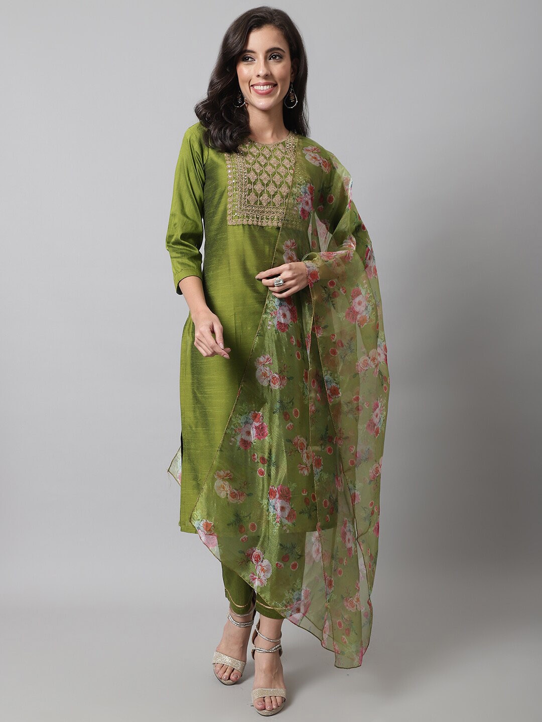 

VredeVogel Ethnic Motifs Embroidered Kurta with Trousers & With Dupatta, Green