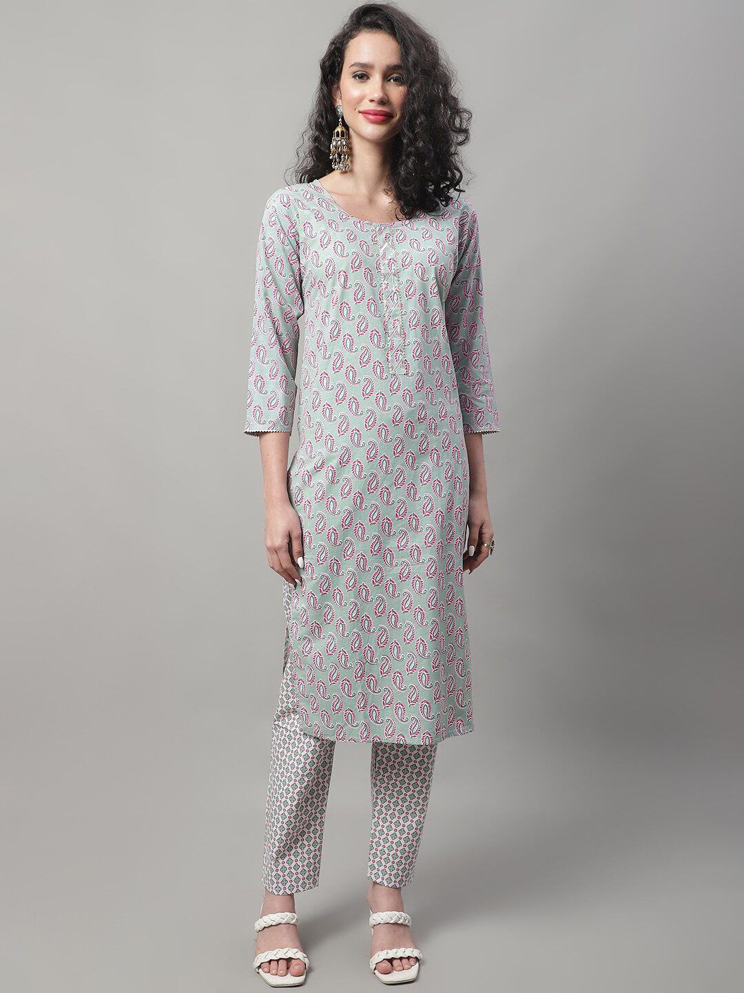 

VredeVogel Women Printed Pure Cotton Kurta with Trousers, Grey
