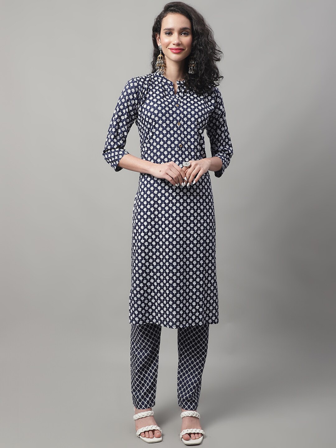 

VredeVogel Women Printed Band Collar Pure Cotton Kurta with Trousers, Navy blue