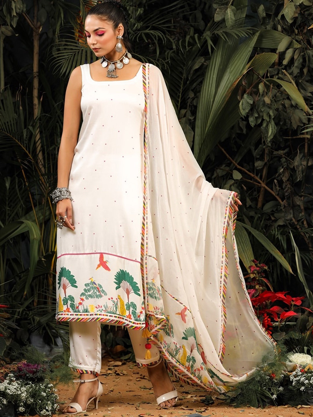 

Baise Gaba Women White Printed Kurta with Trousers & With Dupatta