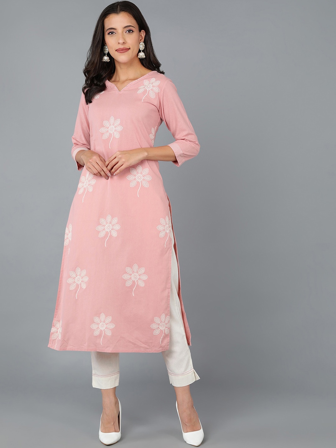 

AHIKA Women Floral Embroidered Thread Work Kurta, Pink