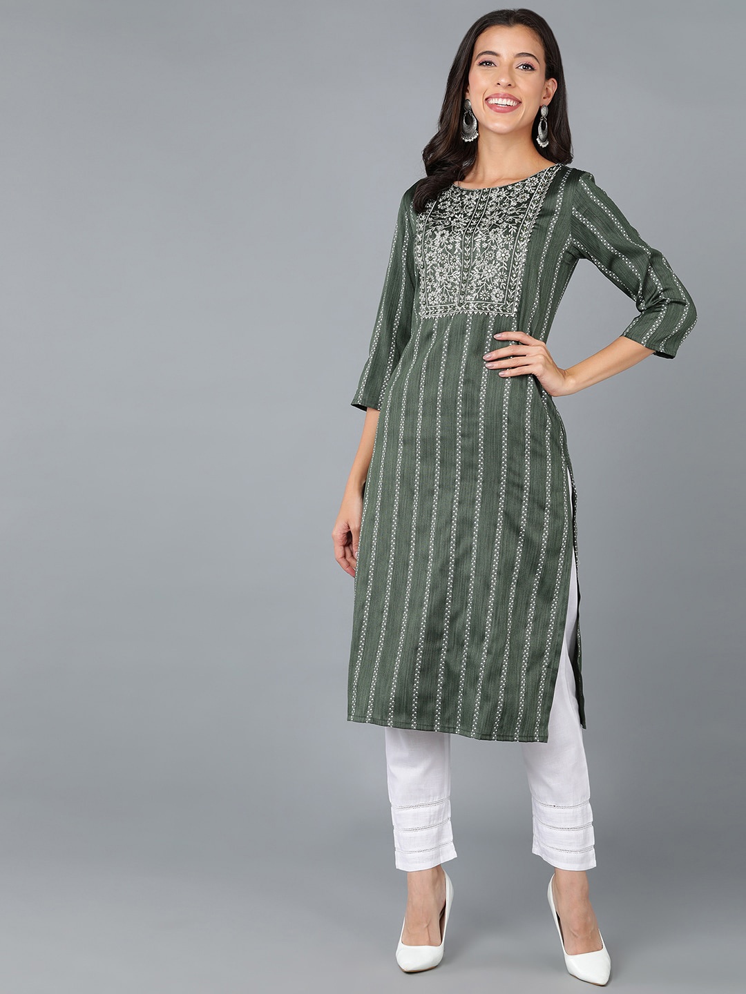 

AHIKA Women Cotton Floral Yoke Design Thread Work Kurta, Green