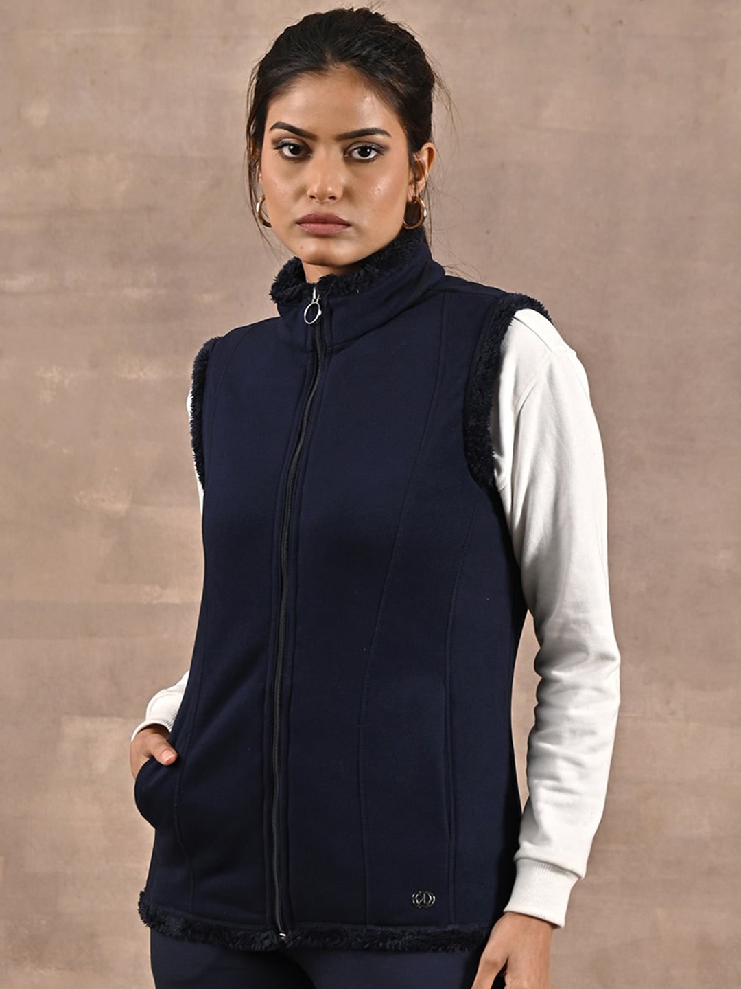 

Lakshita Women Plus Size Mock Collar Faux Fur Trim Outdoor Tailored Jacket, Blue