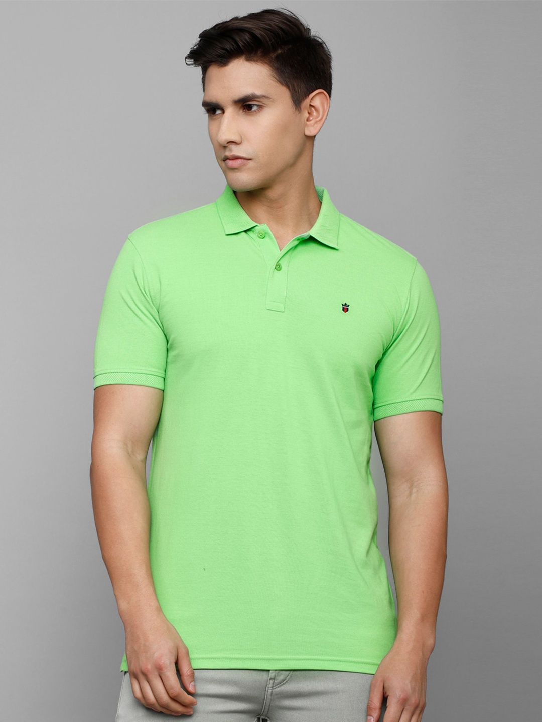 

Louis Philippe Sport Men Polo Collar Slim Fit T-shirt, Green