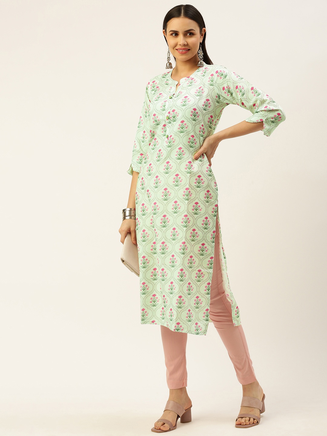

RACHNA Women Green Floral Printed Kurta