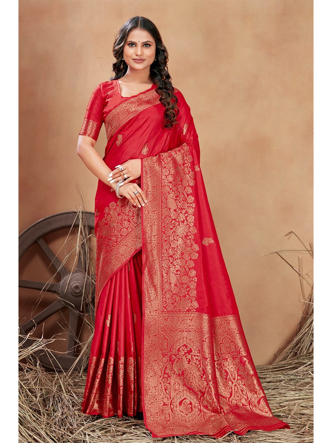 

MONJOLIKA FASHION Ethnic Motifs Woven Design Zari Banarasi Saree, Red